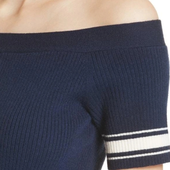 FRAME Striped Ribbed Off-the-Shoulder Navy Sweater - Picture 3 of 4